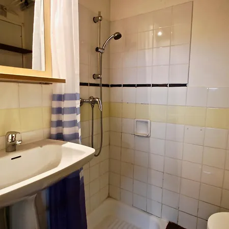 27m² Avec Balcon Et Piscine A - Fr-1-549-152 アパート *